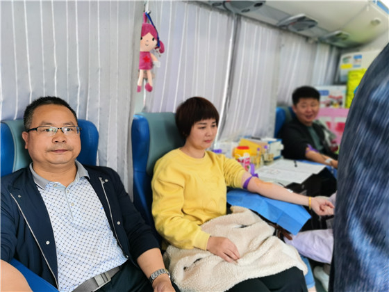 獻血傳真情，為黨旗添光彩 ——三元村春季無償獻血活動側(cè)記